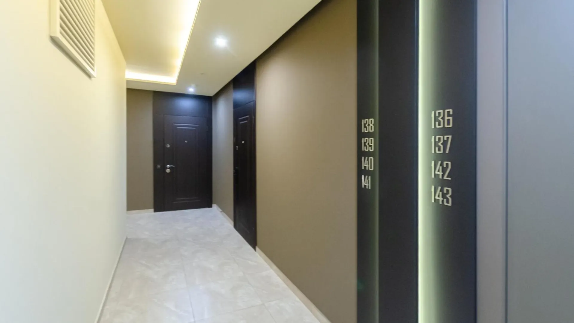 Petrovdom Apartments 12-85 In Rc French Quater 2 , Predslavynska 42 基輔