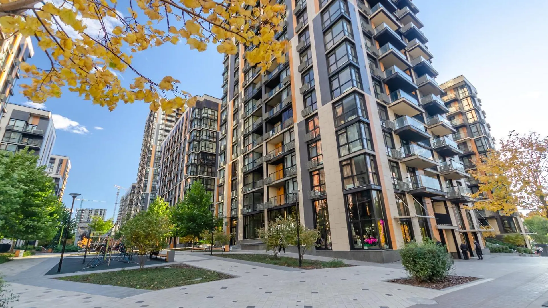 Petrovdom Apartments 12-85 In Rc French Quater 2 , Predslavynska 42 基輔